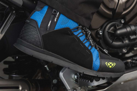 IXON Кросовки Freaky WP black\blue\yellow