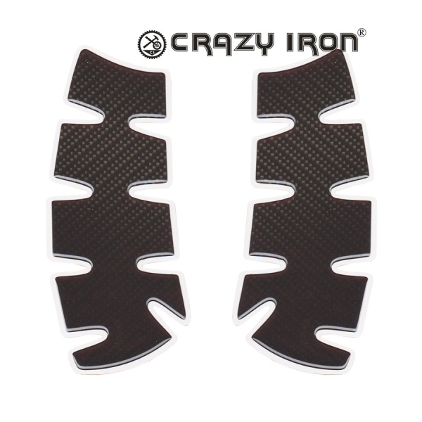 crazy_iron_naklejka_na_bak_bokovaya_tekstura_karbona